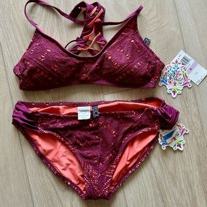 Becca Bikini Set crochet maroon NWT